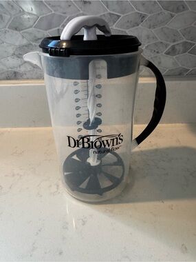 Dr. Brown's Natural Flow Formula/Milk Pitcher - Black